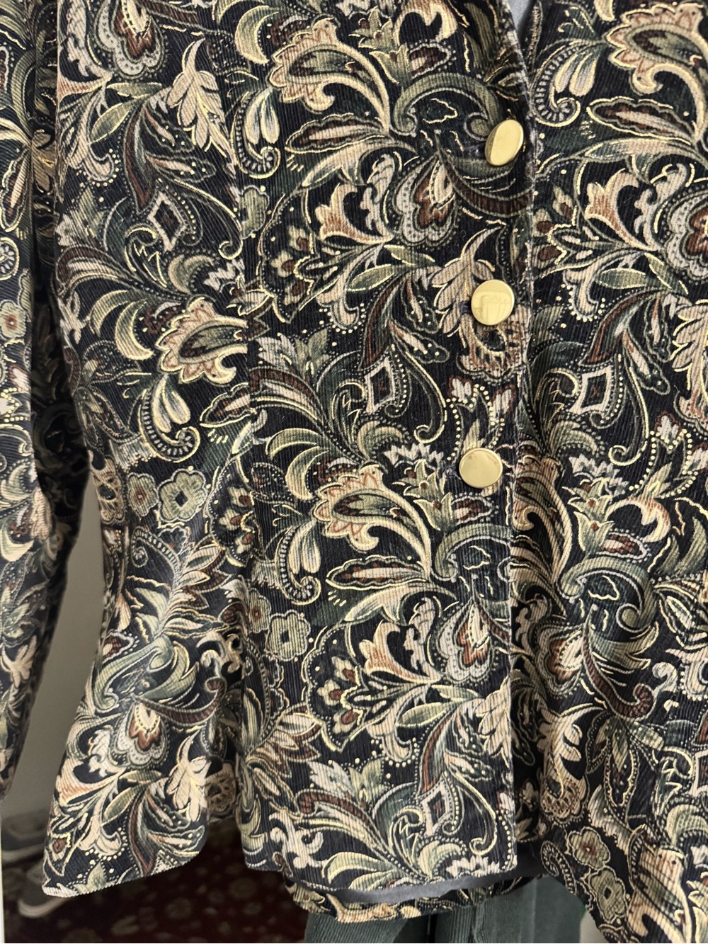 Velvet Jacket - Picture 2 of 3